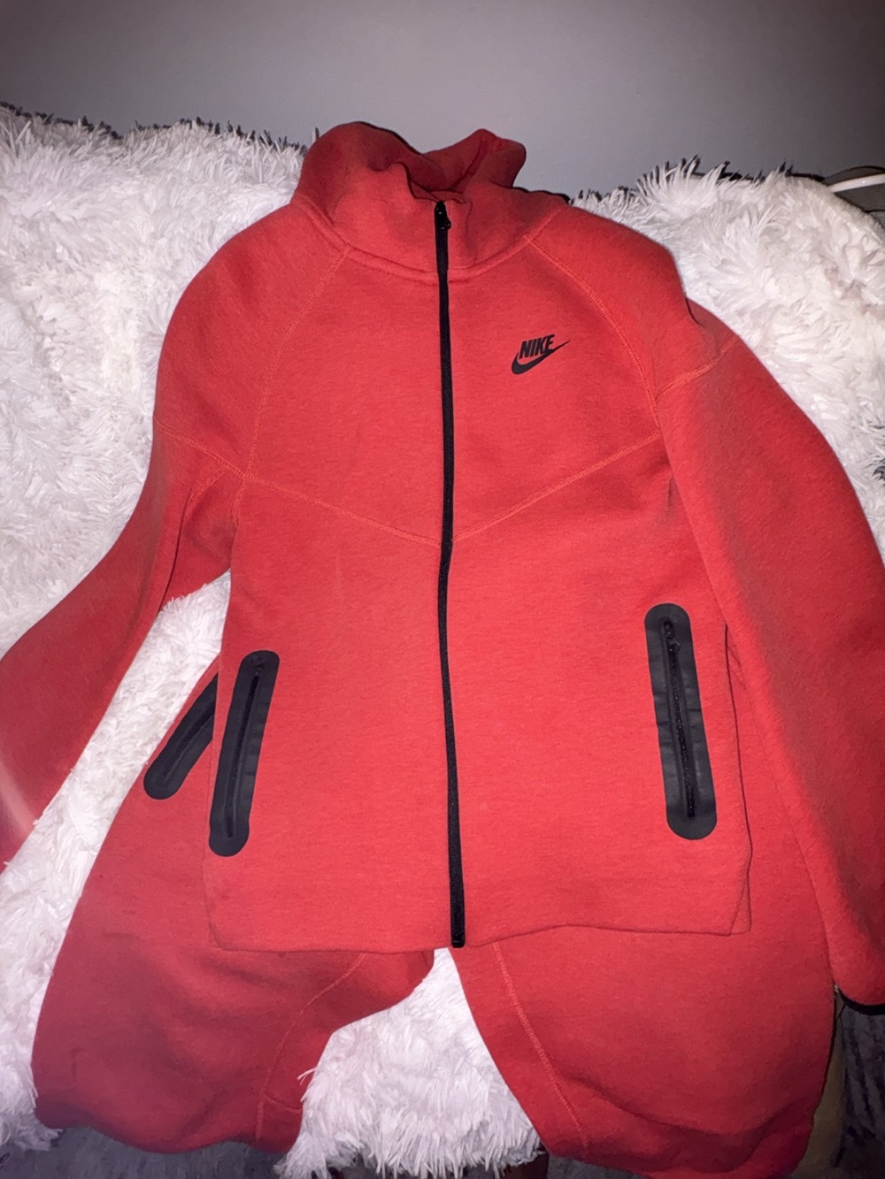 Nike Tech Boys Kids' Red Full-Zip Sweater XL